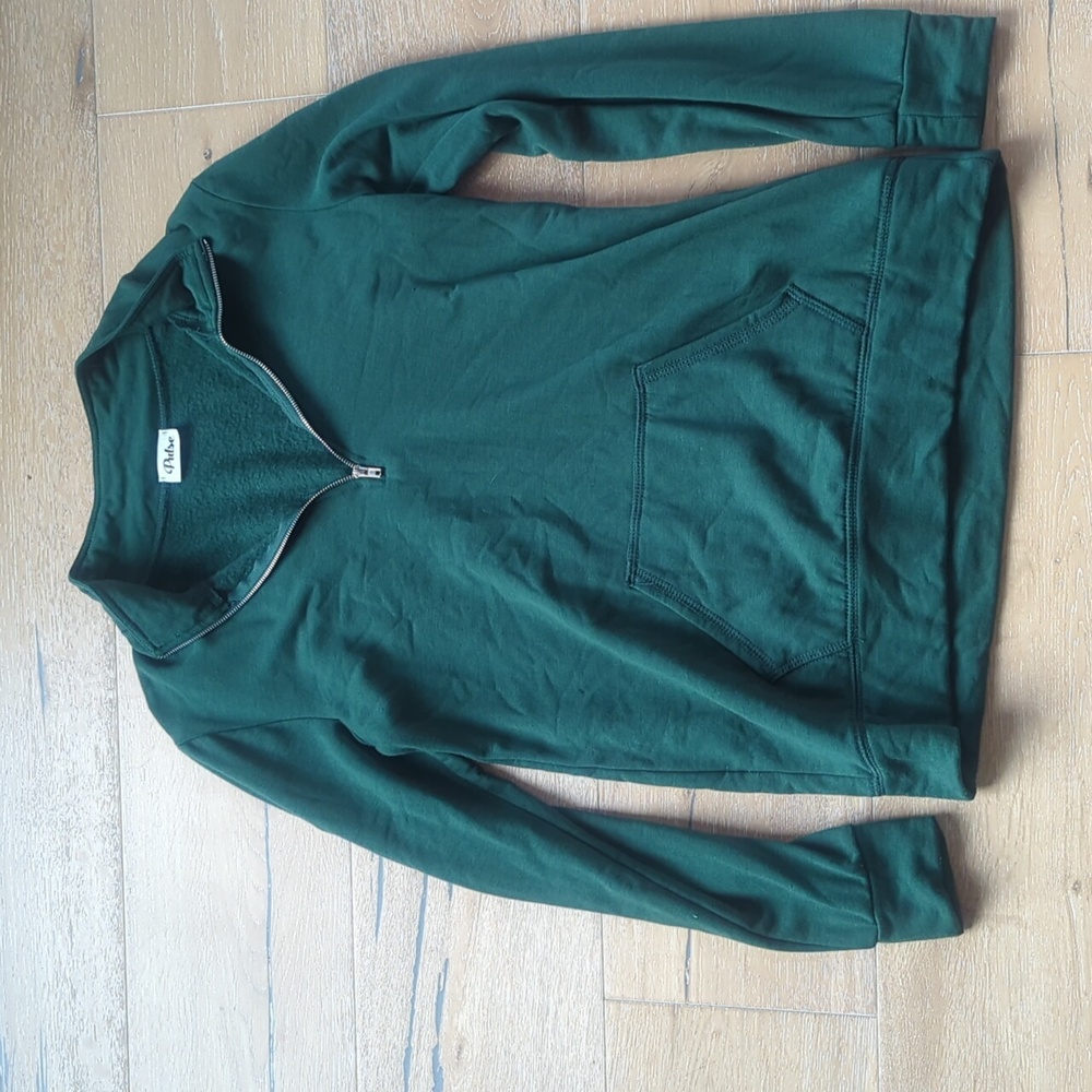 Like new quarter zip by pulse
